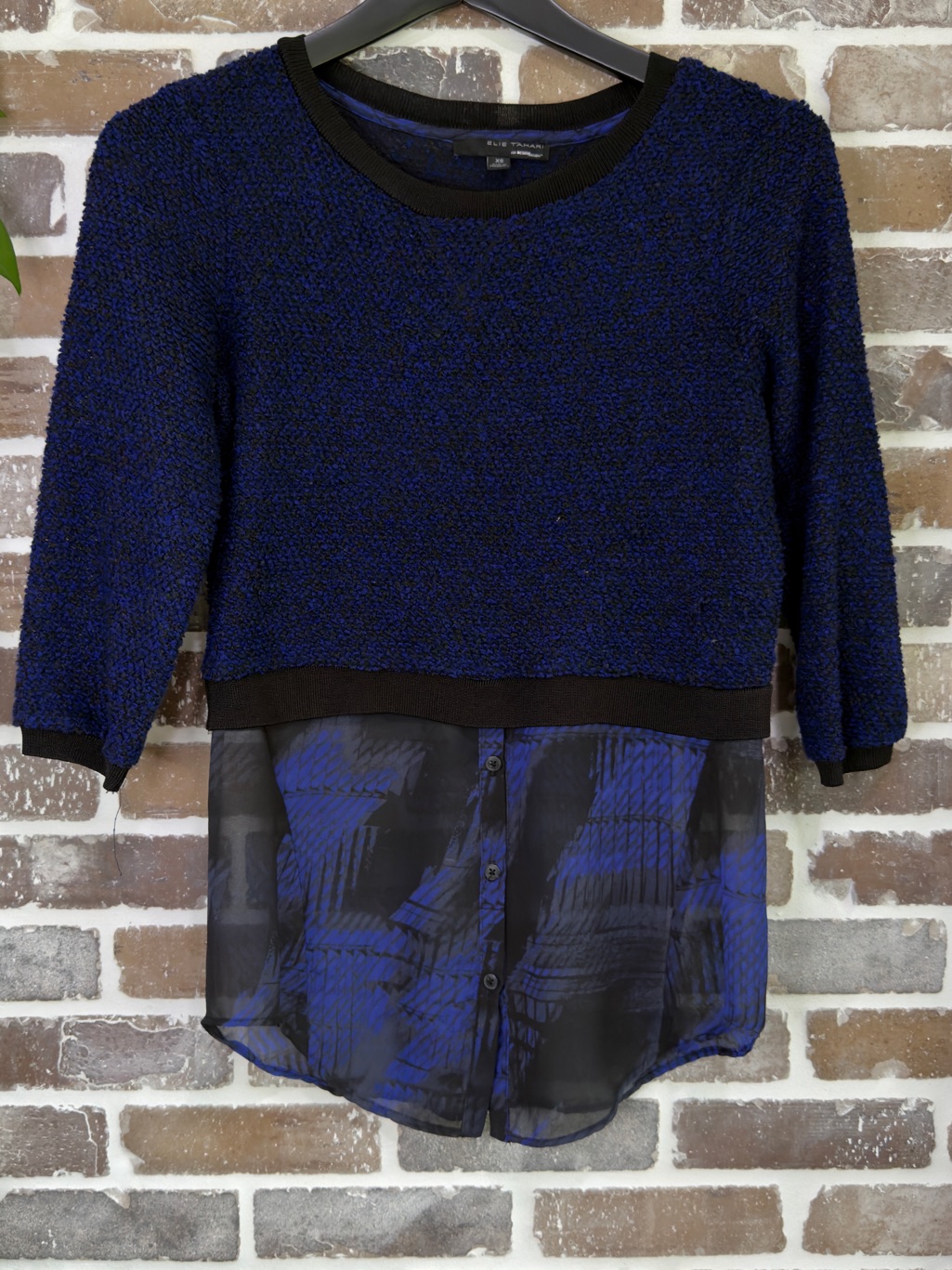 Elie Tahari Navy And Black Cropped Sweater Blouse - Xs